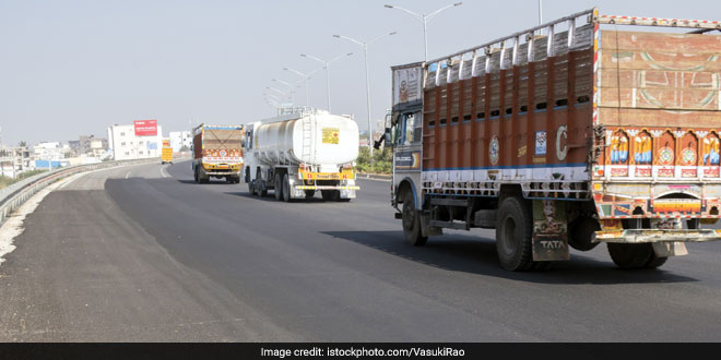 plastic-waste-roads.jpg